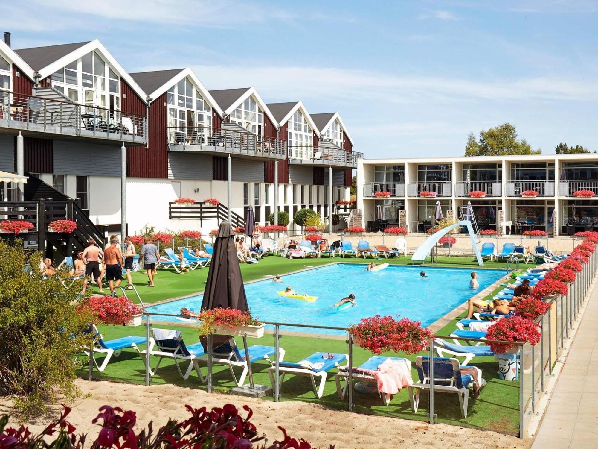6 Person Holiday Home On A Holiday Park In Glesborg Экстерьер фото